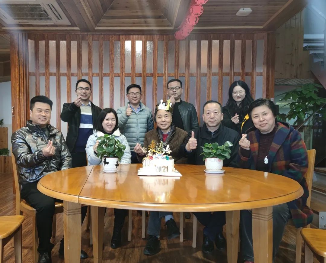 三月份生日会|温情送员工，，暖意留心间